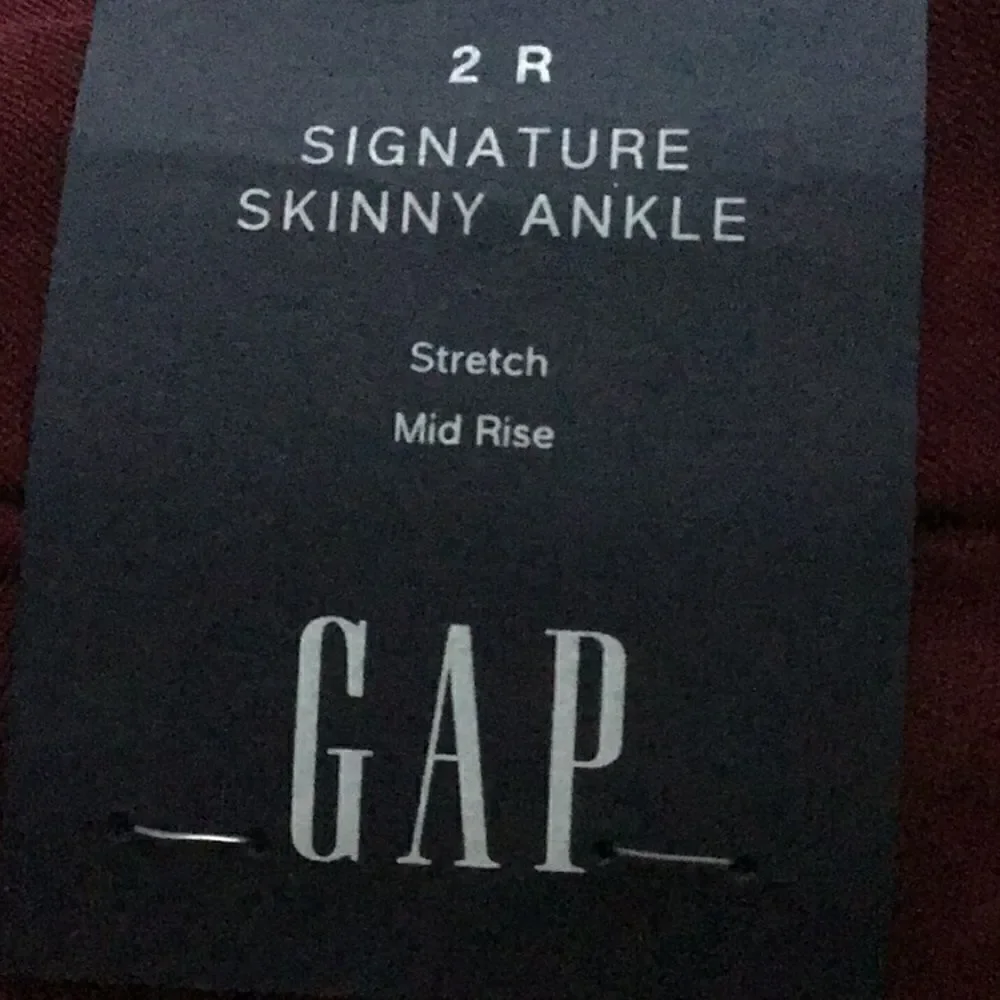 GAP Signature Burgundy Skinny Ankle Classic Pants NEW